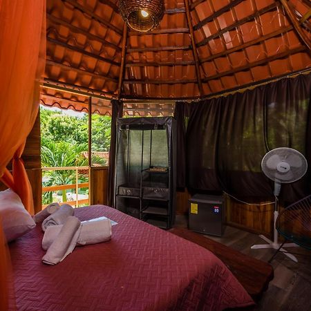 Casa Tropical Playa Grande Bed & Breakfast Cuajiniquil Exterior photo